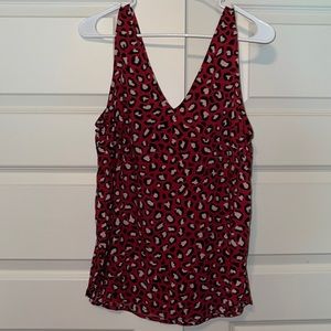 Women’s tank size small